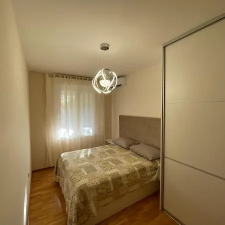 Apartment Relax Whit Big Terrace 170m2 Near The In Split
