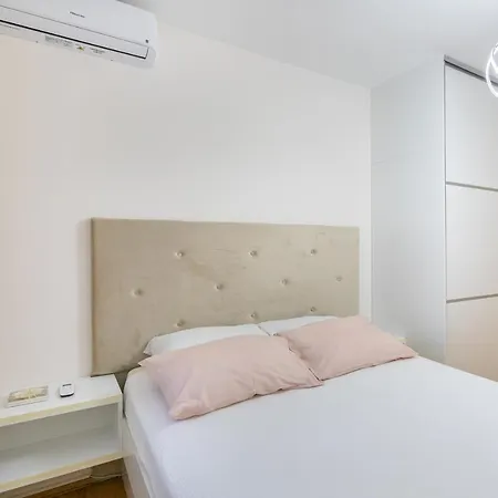 Apartamento Relax Whit Big Terrace 170m2 Near The In Split