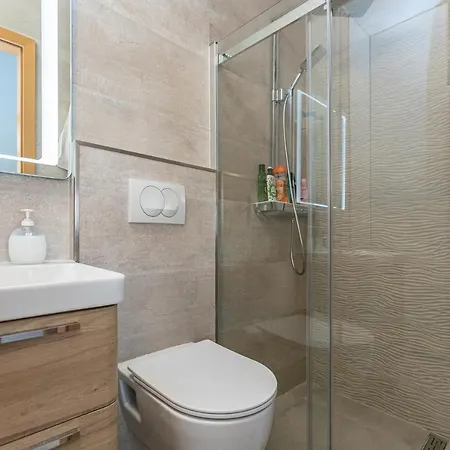Relax Whit Big Terrace 170m2 Near The In Apartamento Split