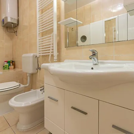 Relax Whit Big Terrace 170m2 Near The In Apartamento Split