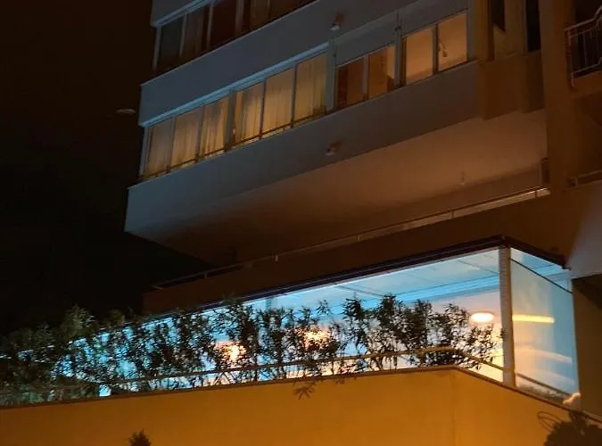 Apartman Relax Whit Big Terrace 170m2 Near The In